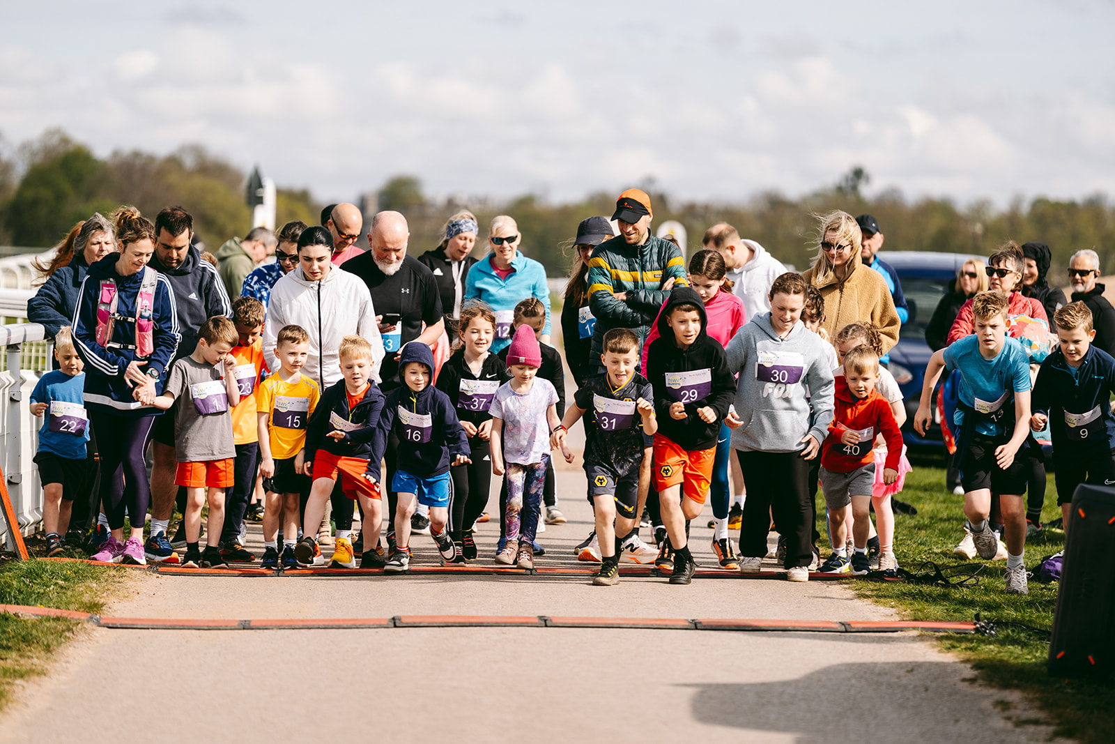 Runners at the 2025 TEWV 10k, York Racecourse.