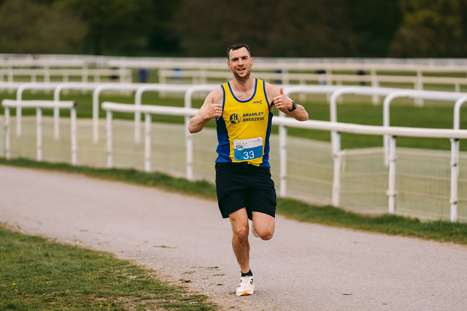 Runners at the 2025 TEWV 10k, York Racecourse.