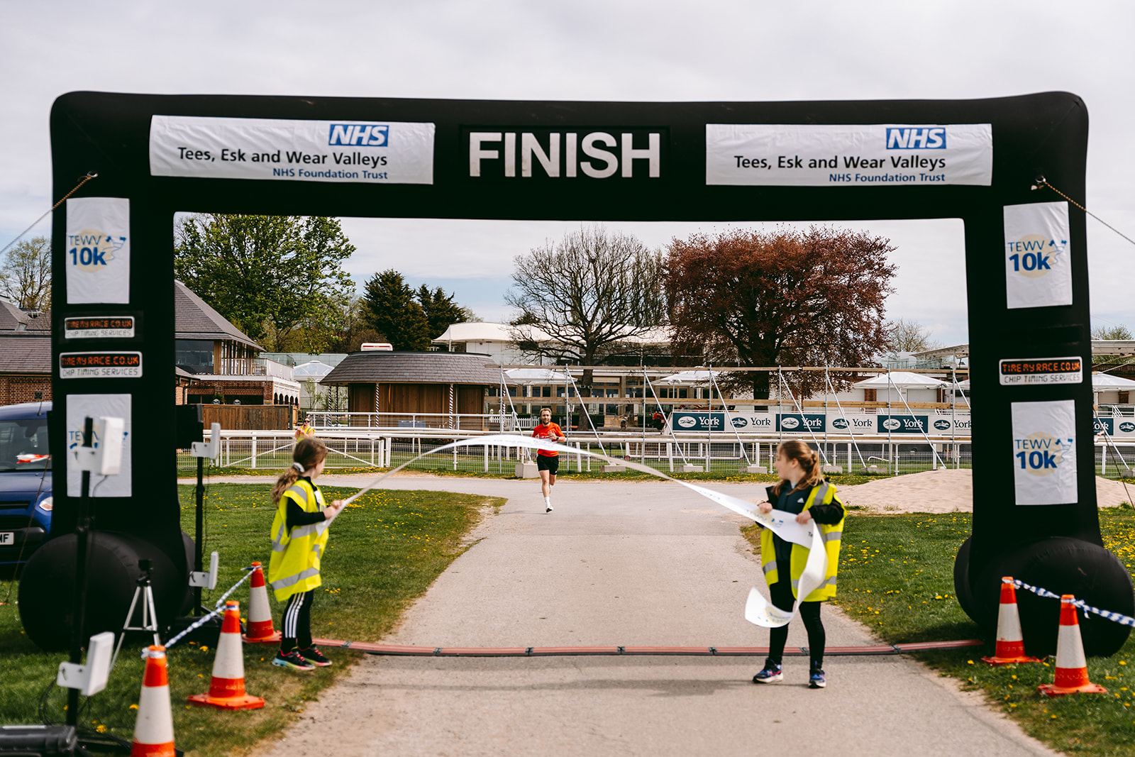 Runners at the 2025 TEWV 10k, York Racecourse.