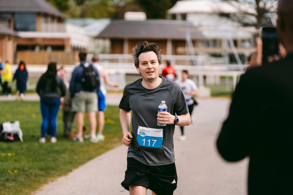 Runners at the 2025 TEWV 10k, York Racecourse.