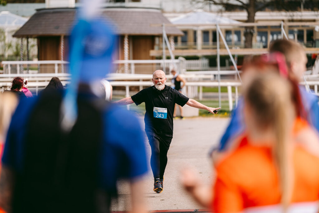 Runners at the 2025 TEWV 10k, York Racecourse.
