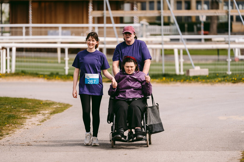 Runners at the 2025 TEWV 10k, York Racecourse.